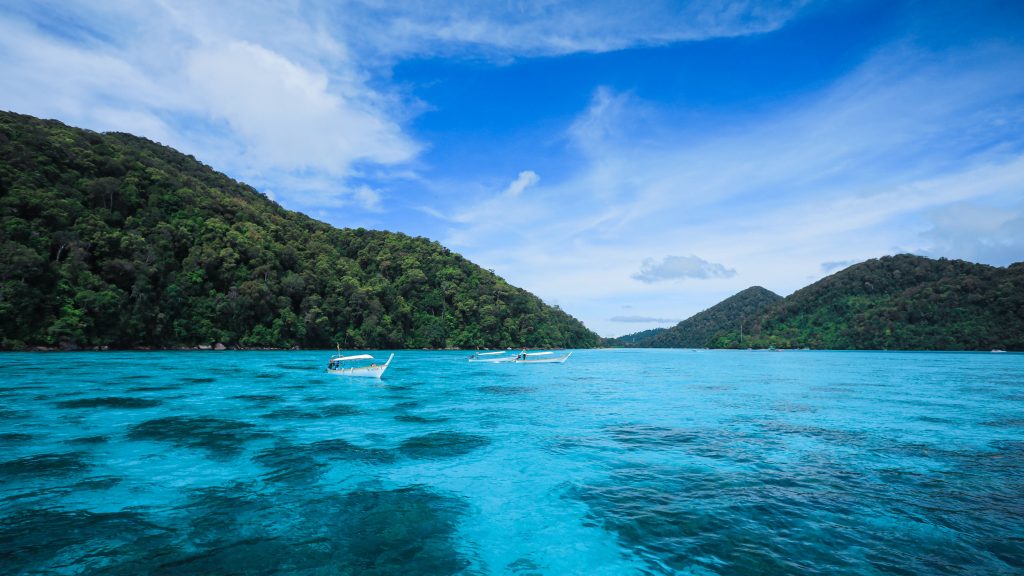 2 Days 1 Nights Surin Islands by Speedboat (Tent)